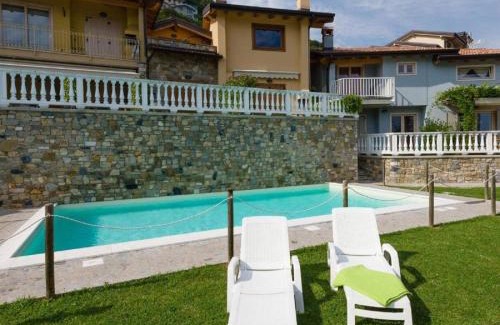 Plassi Apartment | Pet-Friendly Oasis with Ocean View at Casa Vacanza Glicine