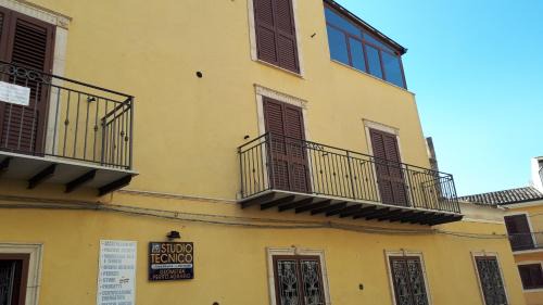 Grotte Apartment | Pet-Friendly Retreat at Casa Vacanza "La Chiazza di Grutti"