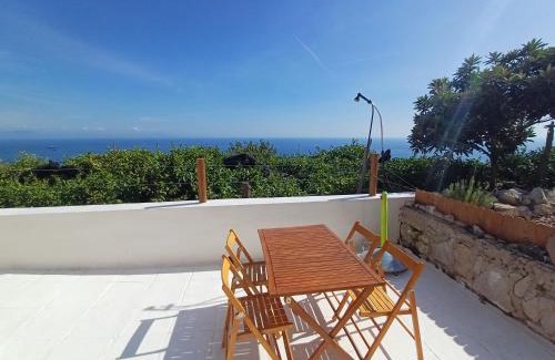 Minori House | Experience Casa Vacanza La Terrazza: Rated 10/10, Family & Pet Friendly