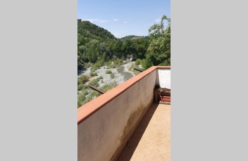 Gavi House | Historic Casa Vacanza Pegrini: Pet & Child Friendly Stay