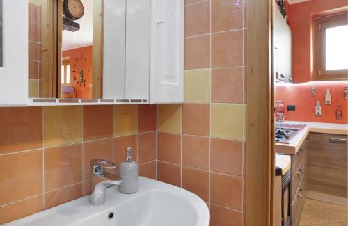 Sondrio Apartment | Relax at Casa Vacanza Sondrio with Oceanfront Views
