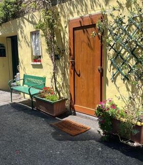 Arcola House | Pet-Friendly Escape at Casa vacanza Swadararo - Rated 9/10
