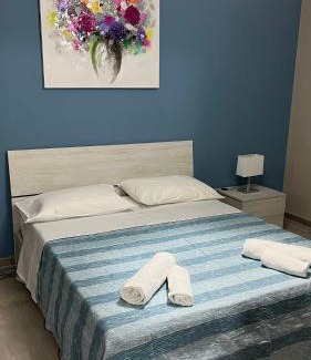 Sant'Anna House | Oceanfront Oasis: Casa vacanza Tropicana Home Awaits