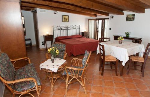 Prignano Cilento Bed & Breakfast | Inviting Family-Friendly B&B Il Tempone with Breakfast