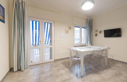 Lido Conchiglie House | Family-Friendly Getaway at Casa Vacanze Anfitrite