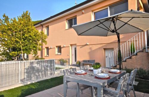Roiano-Gretta-Barcola-Cologna-Scorcola Apartment | Oceanfront Bliss at Casa Vacanze Barcola - Guest Rated 9.8