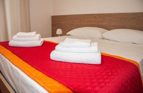 Villa Grazia di Carini House | Experience Casa Vacanze Caruso with Oceanfront Pool Views