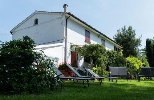 Camerata Picena Apartment | Ideal Getaway at Casa Vacanze Cassero with Ocean Views
