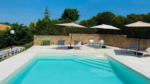 Montelupone House | Charming Villa Bentivoglio: Pool & Pet-Friendly Retreat