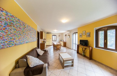 Tordibetto Apartment | Family-Friendly CASA VACANZE DIONIGI - Guest Rated 9.7
