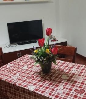 Sperlinga House | Family-Friendly Getaway at Casa Vacanze Empiria