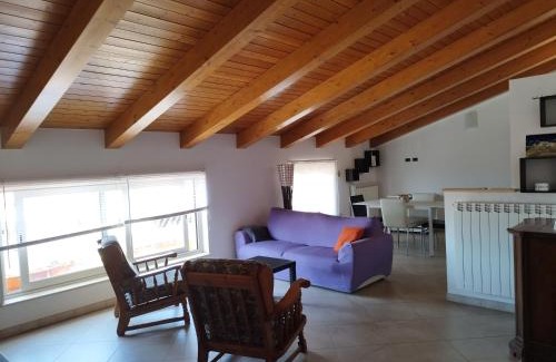 Fondi Apartment | Discover Fondi centro: The Flea's Home for Families & Pets