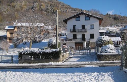 Castione Andevenno Apartment | Oceanfront Getaway at Casa Vacanze Fregè: Rated 9.3/10