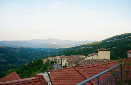 Sessa Cilento Apartment | Pet-Friendly Comfort at Casa Vacanze Giuliana - Rated 9.2