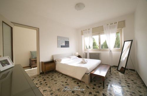 Sale Marasino House | Relax at CASA VACANZE GLI ULIVI DEL LAGO with Ocean Views
