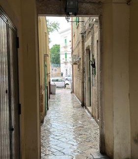 Giovinazzo House | Family-Friendly Retreat at Casa Vacanze Il Fondaco