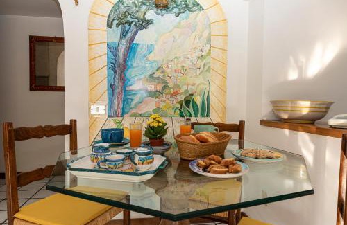 San Pietro House | Cozy Casa Vacanze Il Bacio: Pet-Friendly & Family-Oriented