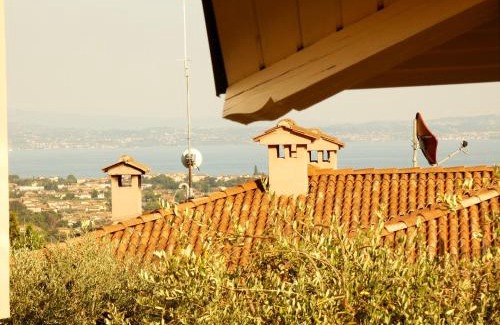 Polpenazze del Garda Apartment | Pet-Friendly Getaway at Casa Vacanze Sabrina - 7.8/10 Rated