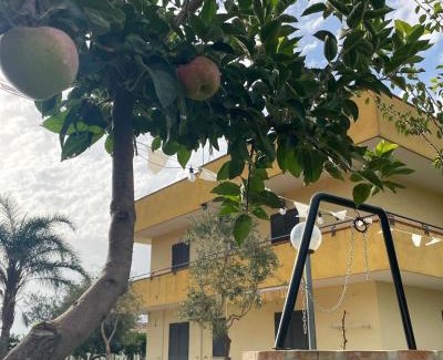Santa Maria la Carita House | Guest Rated: Casa Vacanze Paradise with Family-Friendly Amenities