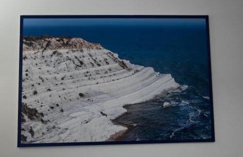 Porto Empedocle House | Oceanfront Casa Vacanze La Casetta di Zinu' with Breakfast