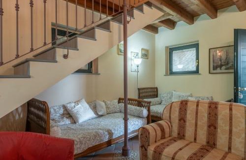 Corte Franca House | Casa Vacanze La Fioca