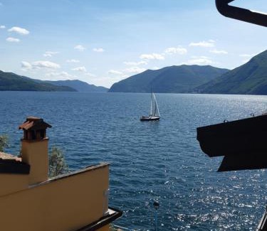Marone House | Relax at Casa Vacanze La Gabbianella with Beachfront Views