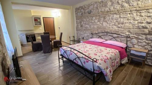 Lettomanoppello House | Family-Friendly Stay at CASA VACANZE LA GIOSTRA