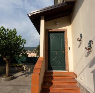 Cava de' Tirreni House | Casa Vacanze La Ginestra