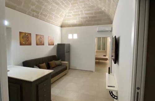Trapani Apartment | Oceanfront Bliss at Casa Vacanze La Mongolfiera - 10/10 Rating