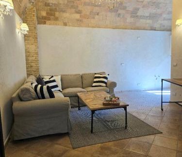 Pratola Peligna Apartment | Family-Friendly Stay at Casa Vacanze Lappe - 9.4/10 Rating