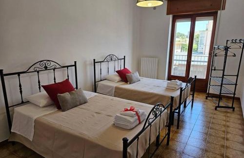 Ceglie Messapica Apartment | Idyllic Casa Vacanze Moretto: 10/10 Family-Friendly Stay