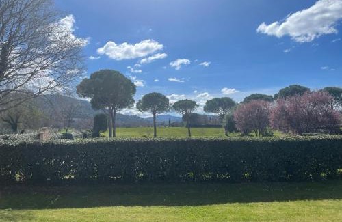 Cortaccione Apartment | Relaxing Oceanfront Escape at Casa Vacanze Nonna Vittoria