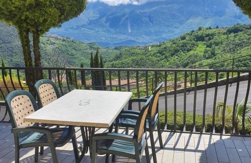 Voiandes Apartment | Discover Casa Vacanze Sole: Oceanfront Oasis with Spa