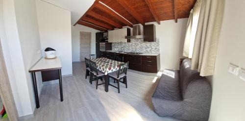 Gioiosa Marea House | Guest Rated 10/10: Casa vacanze Villa Marta - Oceanfront Retreat