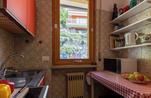 Malcesine House | Family-Friendly Retreat at Casa Val di Sogno