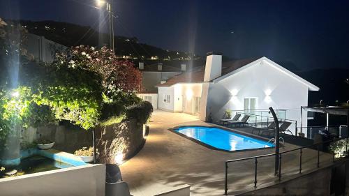 Mesao Frio Bed & Breakfast | Family-Friendly Casa Vale do Douro with Oceanfront Pool