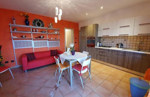Magugnago Apartment | Oceanfront Casa Valenti: Guest Rated 8.9/10 for Families