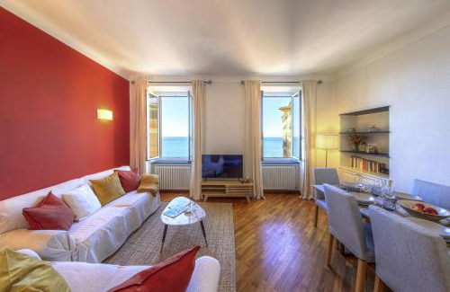 Camogli Apartment | Casa Valentina: Breathtaking Sea Views & Pet-Friendly Stay