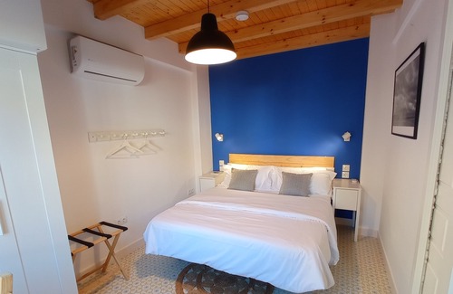 El Palo House | Family-Friendly Casa Valparaíso Málaga: Steps from the Beach