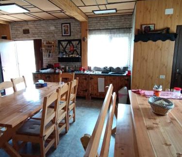 Vama Buzaului House | Child-Friendly Retreat at Casa Vanatorului Buzaiel, 10/10 Rated