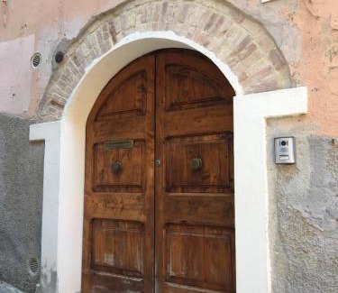 Old Town Apartment | Discover Casa Vannucci: Family-Friendly with 9/10 Ratings