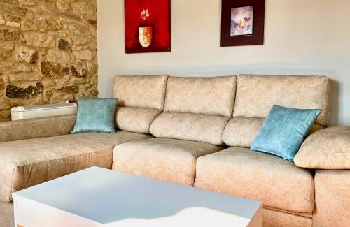 Noia Apartment | Family-Friendly Getaway at Casa Varela in Noia
