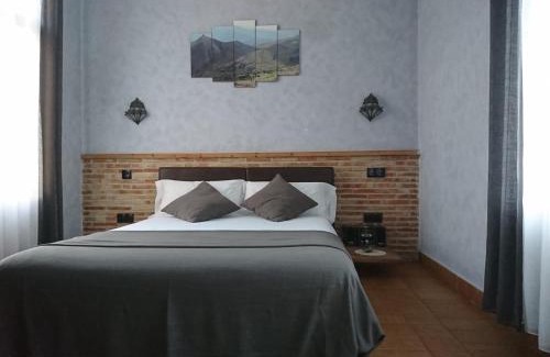 Pedrezuela House | Pet-Friendly Holiday Homes in Pedrezuela, Spain - Rated 9.3