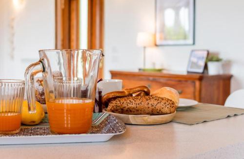 Tremosine House | Discover Casa Varice: Pet-Friendly 4-Star Family Escape