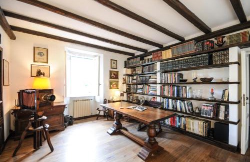 Cernobbio Apartment | Elegant CASA VASCONI CERNOBBIO - 4 Star, Rated 9.3/10