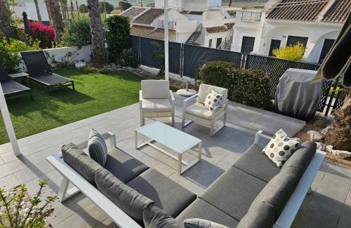 Algorfa House | Relaxing Retreat at Casa Veran with Pool and Spa
