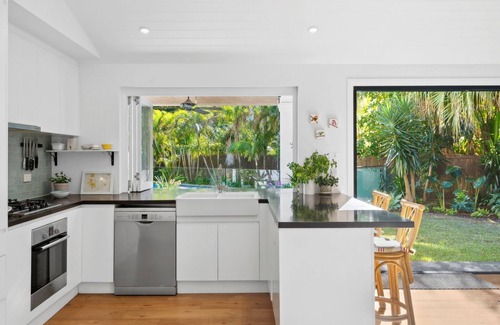 Avalon Beach House | Casa Verano - perfect blend of elegance and comfort close to Avalon Beach