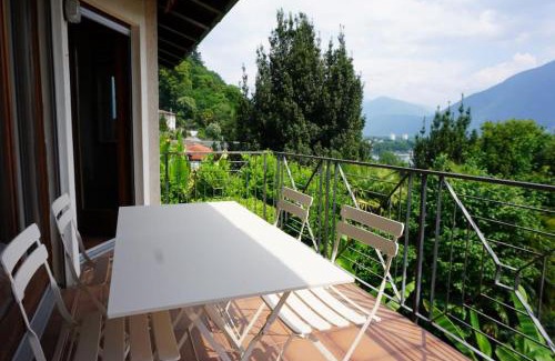 Minusio House | Casa Verbanella: Family-Friendly Escape with 9.7 Rating