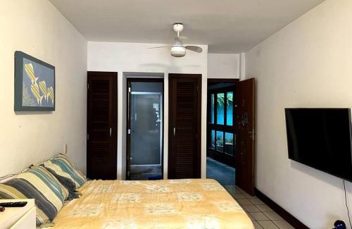 Marinas House | Casa Verde à Beira-Mar: Beachfront Oasis for Families & Pets