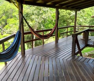Siriu House | Explore Casa Verde: A 4-Star Retreat Awaits You